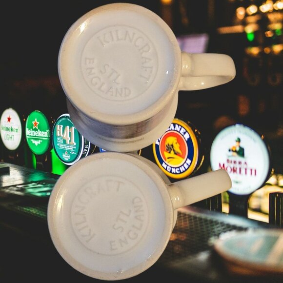 Drambuie Set Of 2 Mugs Kilncraft STL England Plaid Pattern Gold Rim EUC - Picture 6 of 7